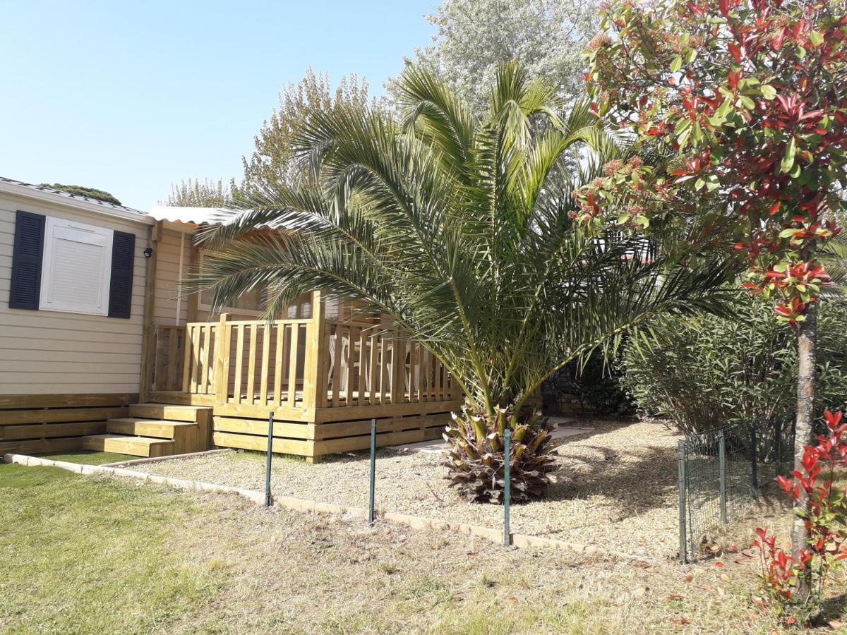 Mobil Home Neuf 2 Chambres 6 Personnes Saint Aygulf Plage Fréjus 外观 照片