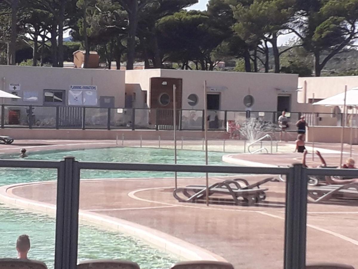 Mobil Home Neuf 2 Chambres 6 Personnes Saint Aygulf Plage Fréjus 外观 照片